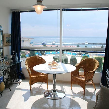 Baratero Vlas Marina Apartment Sveti Vlas Exterior foto