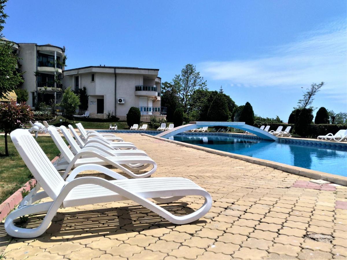 Baratero Vlas Marina Apartment Sveti Vlas Exterior foto
